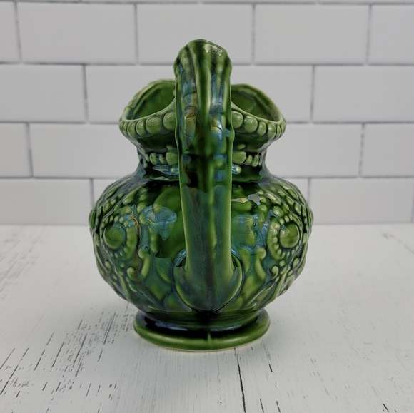 Vtg Camark Pottery 139C Embossed Pitcher - Picture 5 of 13